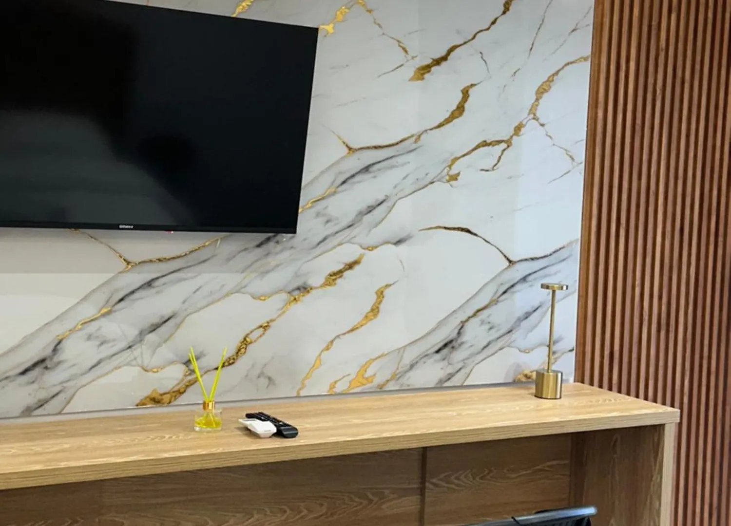 Apartment Ar Downtown Rooms Tirana Albanien