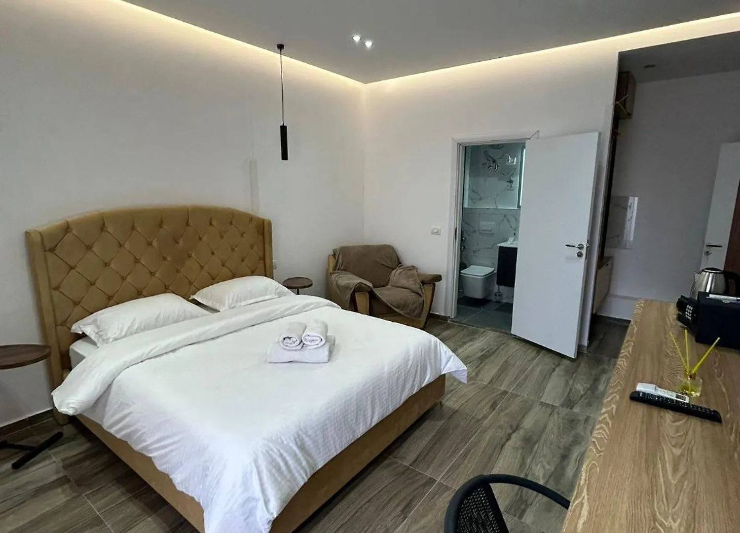 Ar Downtown Rooms Tirana